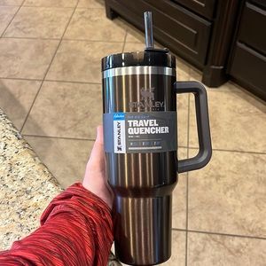 Stanley Adventure Quencher 40oz Travel Tumbler